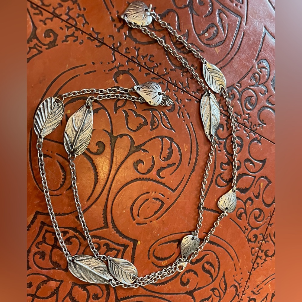 Vintage Silver Leaf Station Long Necklace
